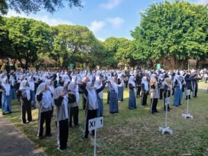 WUJUD PELASTARIAN NILAI LOKAL DI SMA NEGERI 1 JETIS